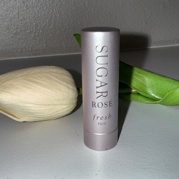 Sugar Rose Tinted Lip Treatment -Fresh .07oz sunscreen SPF 15 - Picture 2 of 4